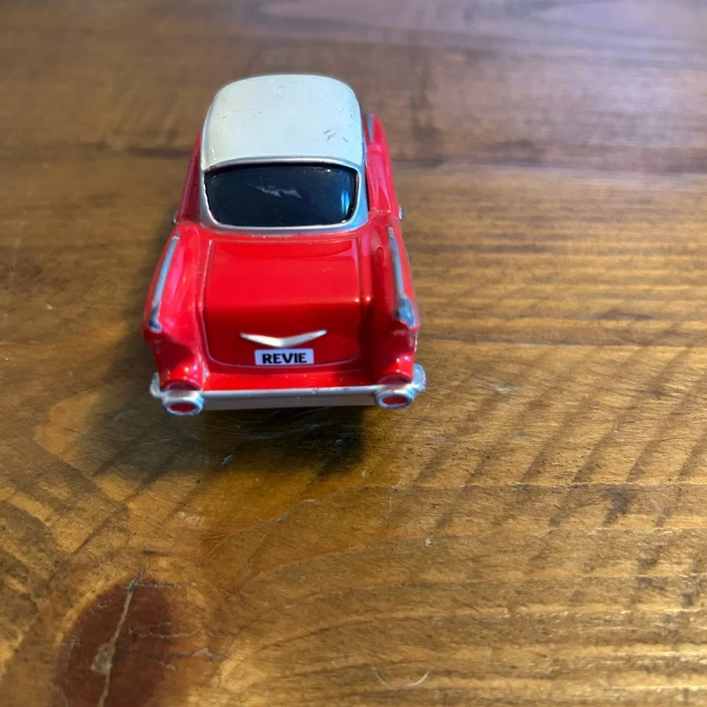 ERTL 1957 Chevy Bel Air Revie Push In Go Toy Car   Free Wheeling Vehicle as is